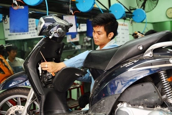Kiến thức cơ bản về xe máy phụ nữ cần biết