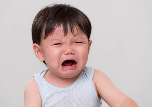Làm gì khi con ăn vạ?