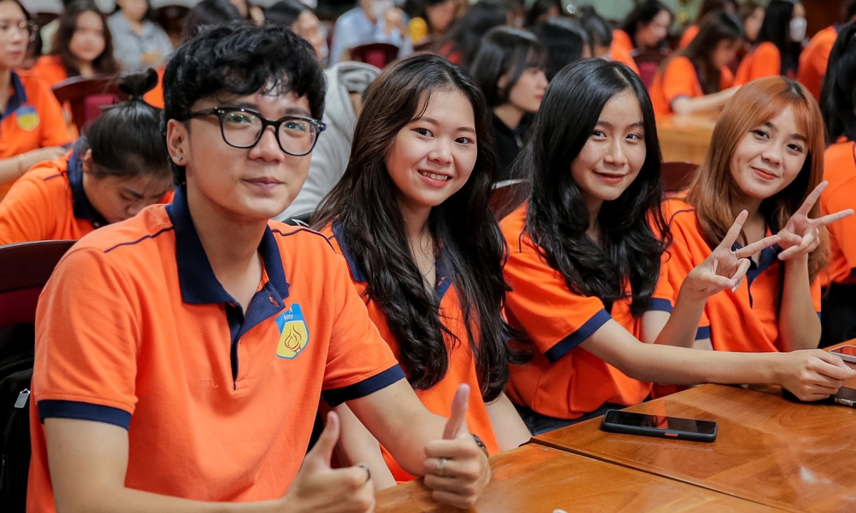 Đại học Công nghệ TP HCM lấy điểm chuẩn cao nhất 21