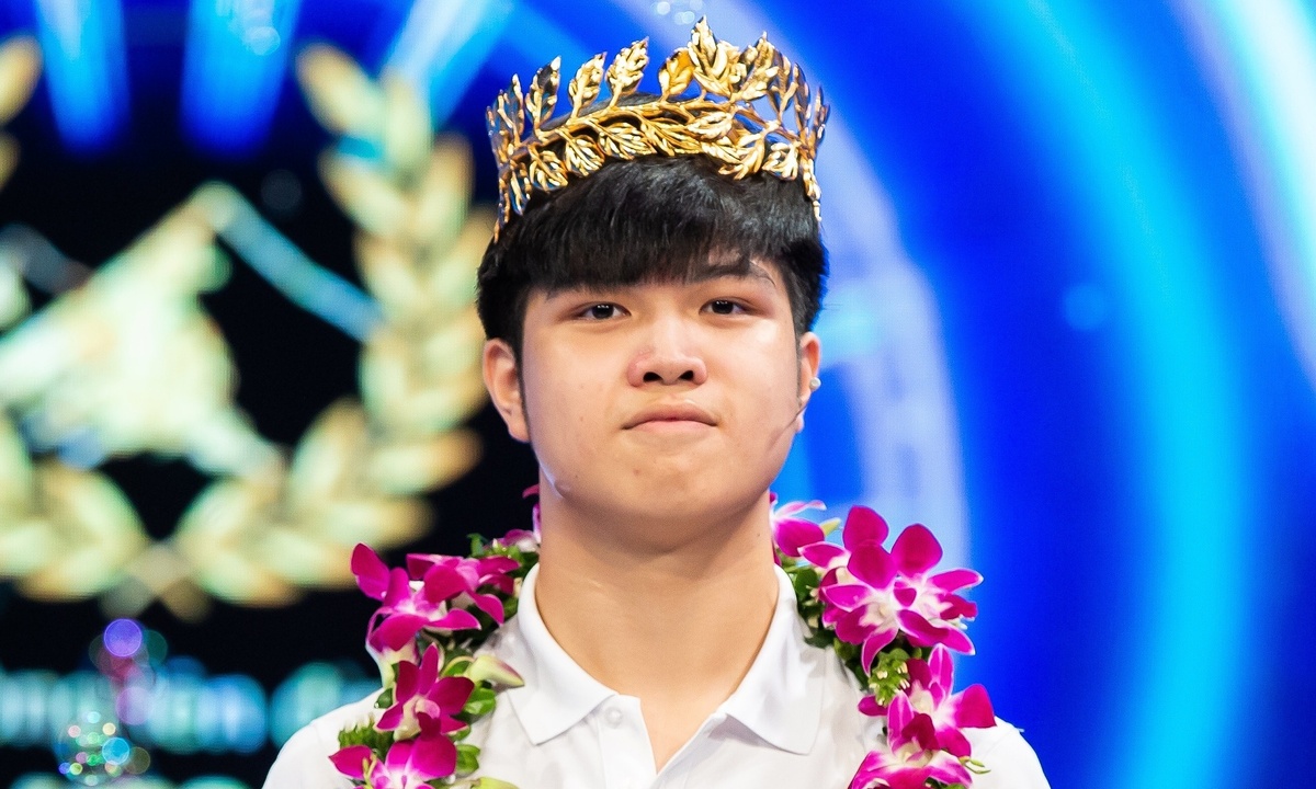 Quán quân Olympia Nguyên Vũ: 'Sẽ không ngủ quên trên chiến thắng' - VnExpress