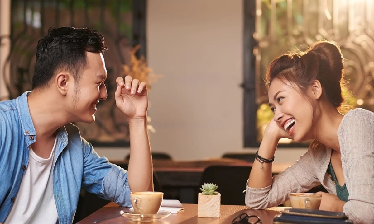 Dịch vụ thuê người yêu tăng đột biến dịp Tết ở Singapore - VnExpress