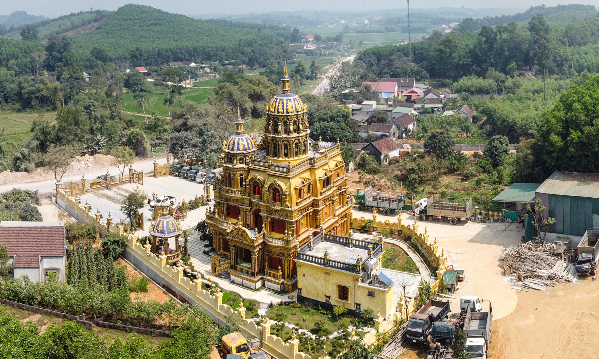 Gallery - Lâu đài dát vàng 70 tỷ đồng ở Nghệ An - VnExpress