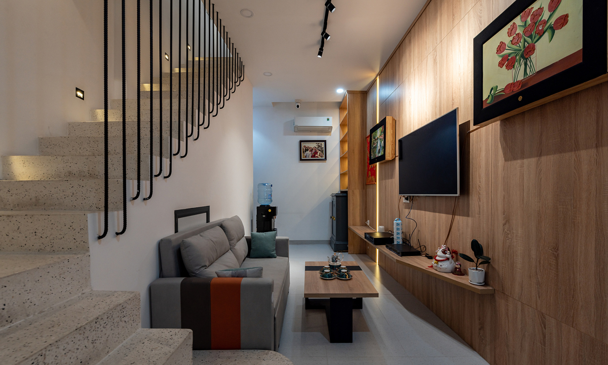 Gallery - Xây nhà ống 36 m2 vẫn đủ sáng bên trong với 1,2 tỷ đồng - VnExpress