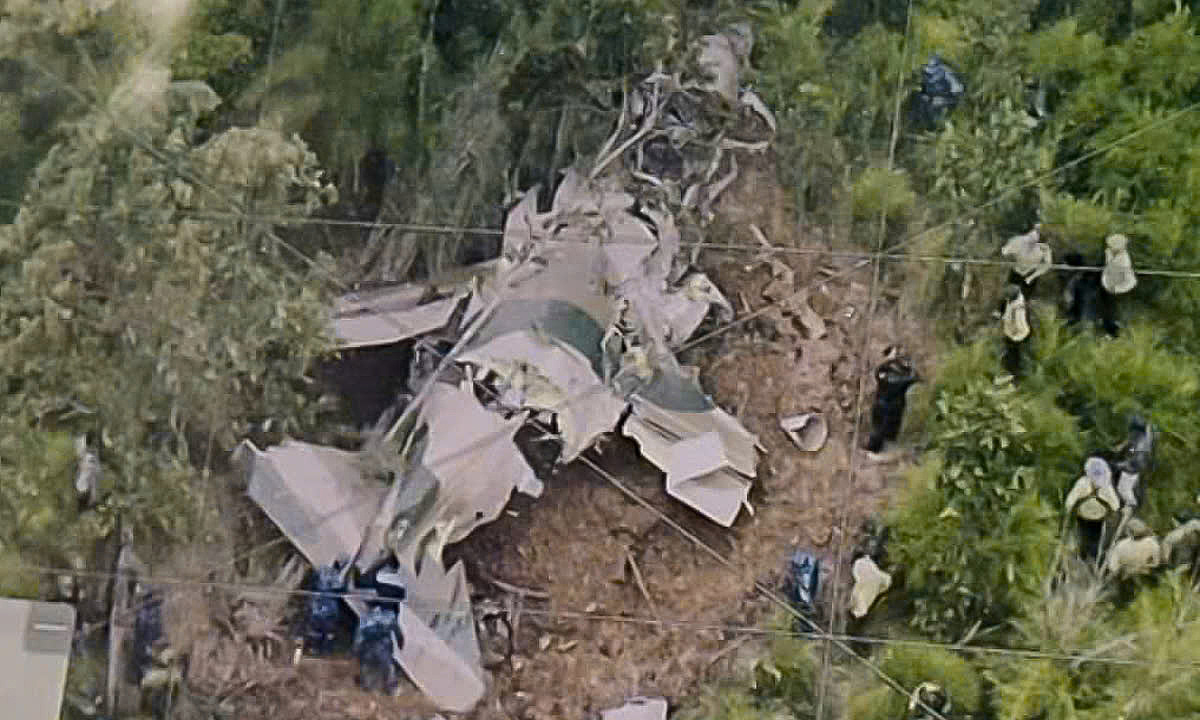 View - Hiện trường máy bay Yak-130 rơi ở Đăk Lăk - Báo VnExpress