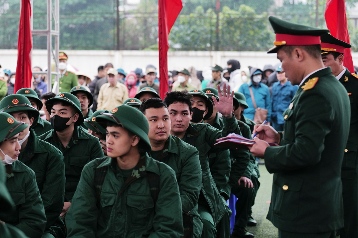 Tiêu chuẩn sức khỏe mới cho tuyển quân 2025: Sức khỏe phải thật sự 'vàng'