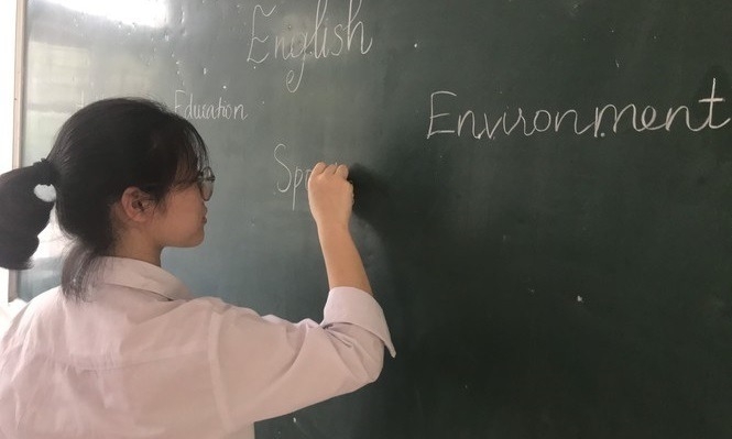 'Mắc kẹt trong lạc hậu khi học sinh Việt chỉ coi Tiếng Anh là một tùy chọn