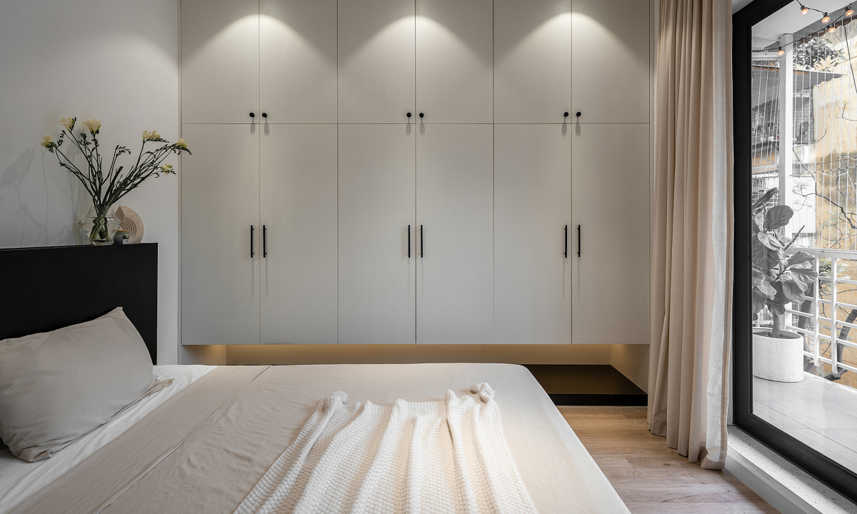 Cải tạo căn hộ tập thể thiếu sáng với 700 triệu đồng