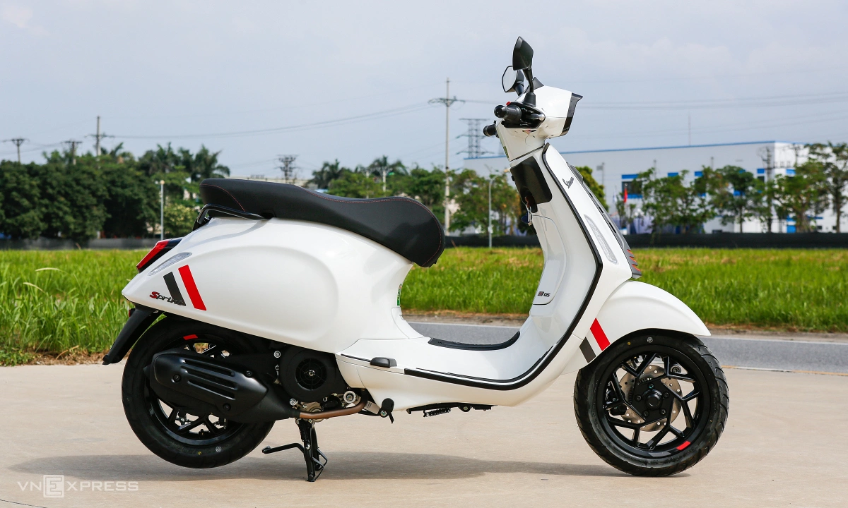 View - Vespa Sprint S 125 2025 giá 88,2 triệu đồng - thách thức Honda SH 125i - Báo VnExpress