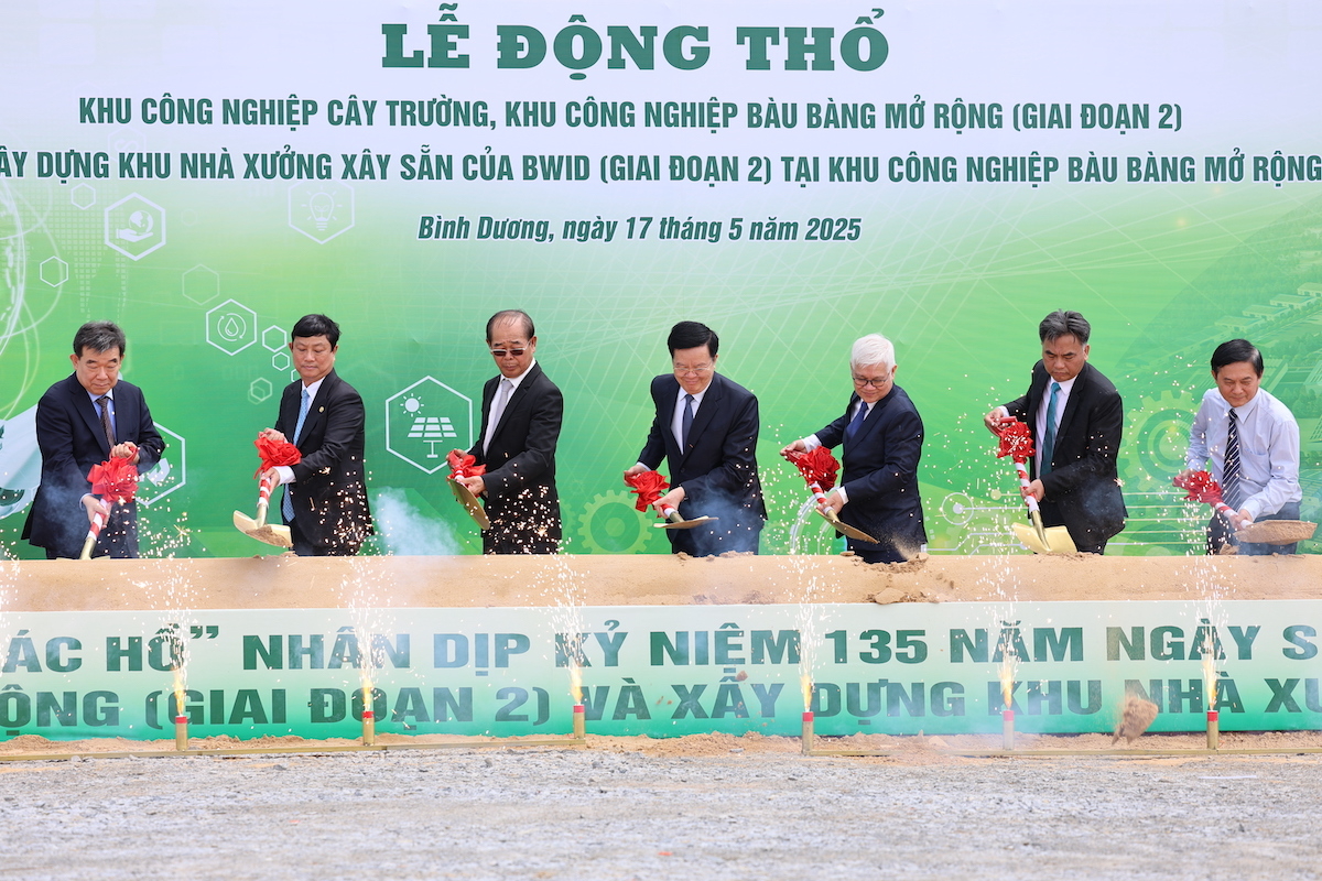 Bình Dương khởi công 2 khu công nghiệp xanh hơn 1.000 ha