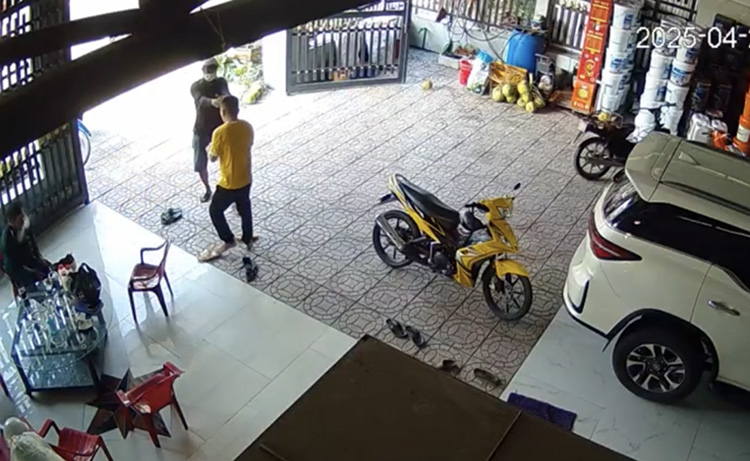 Tài xế bị bắn trong vụ nữ sinh Vĩnh Long "liệt nửa người, khả năng phục hồi thấp"