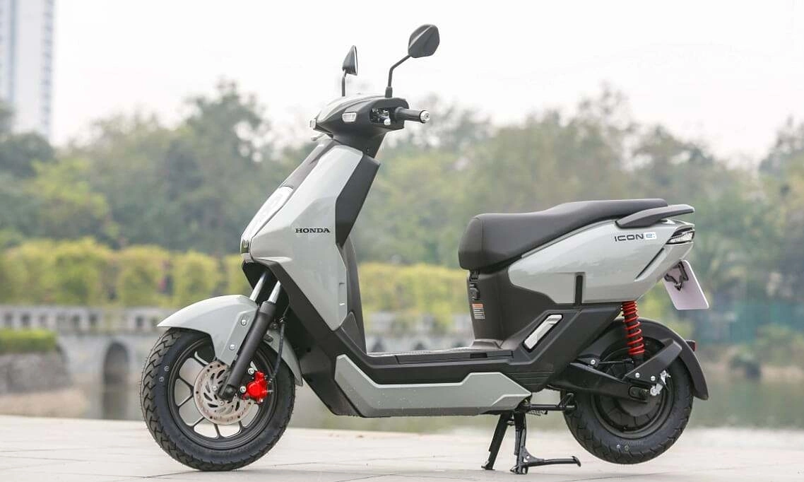 30 triệu nên mua xe máy điện nào an toàn? 30 triệu nên mua xe máy điện nào an toàn?