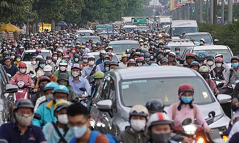 Ôtô, xe máy là nguồn ô nhiễm không khí chính ở TP HCM