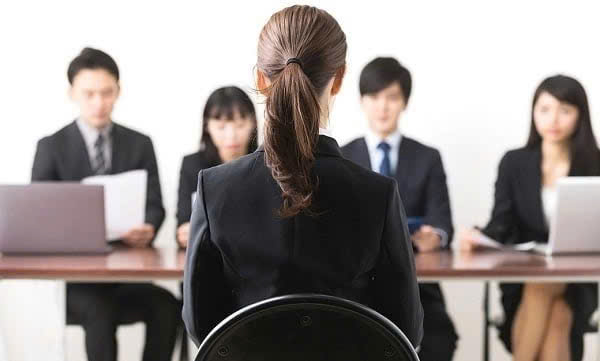 Vượt qua cú sốc sa thải, quay lại ‘đường đua’ tìm việc Vượt qua cú sốc sa thải, quay lại ‘đường đua’ tìm việc