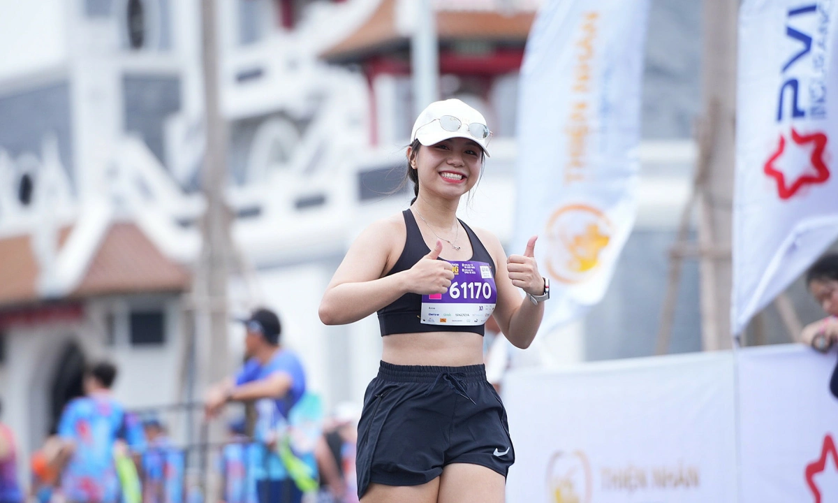 Chạy Bộ Dưới Trời Râm Mát Vẫn Nguy Hiểm: Bỏng Rát Da và Cạn Kiệt Năng Lượng - Runners Cần Lưu Ý!