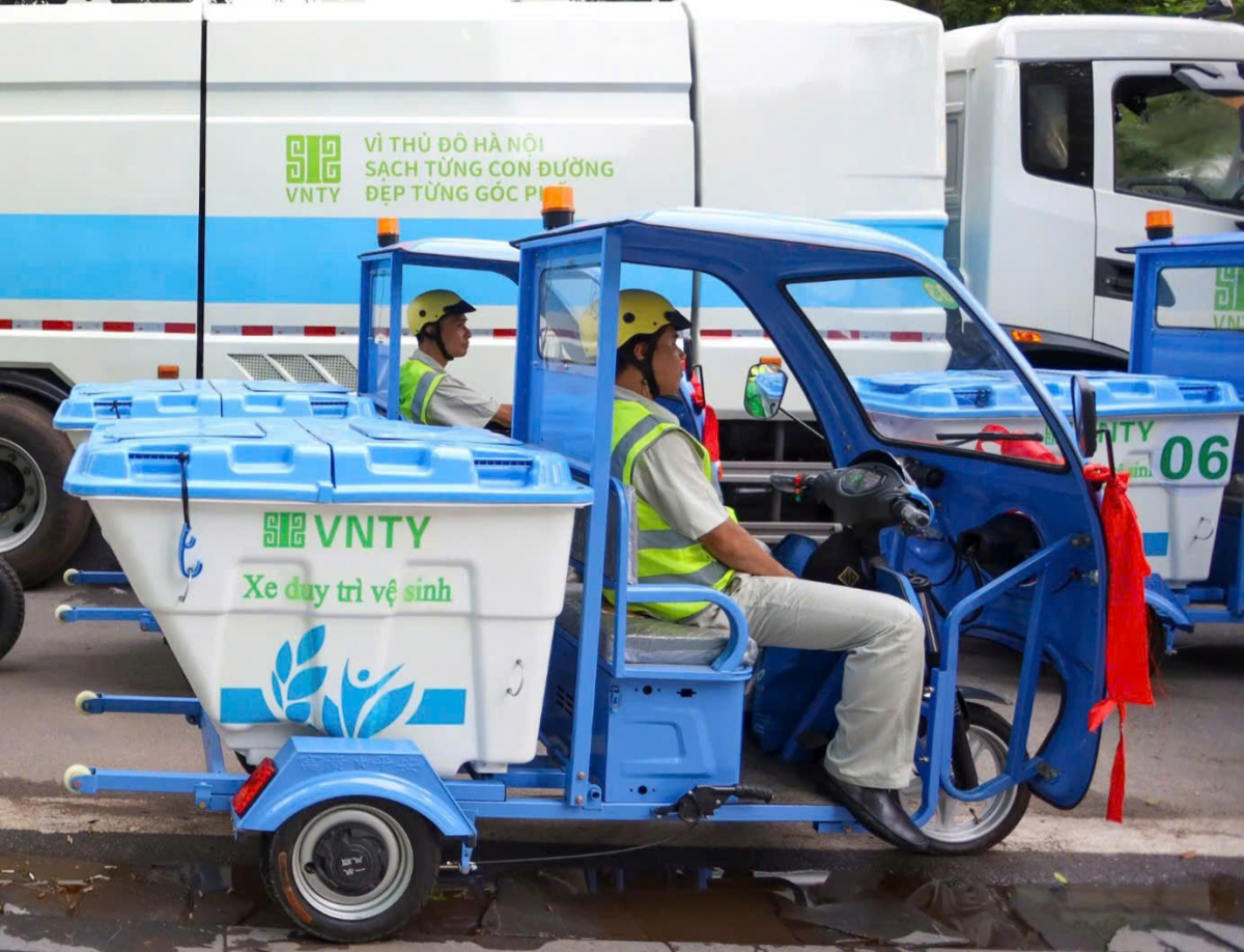 Hà Nội dự kiến tăng giá thu gom rác tối đa 43.000 đồng/người một tháng