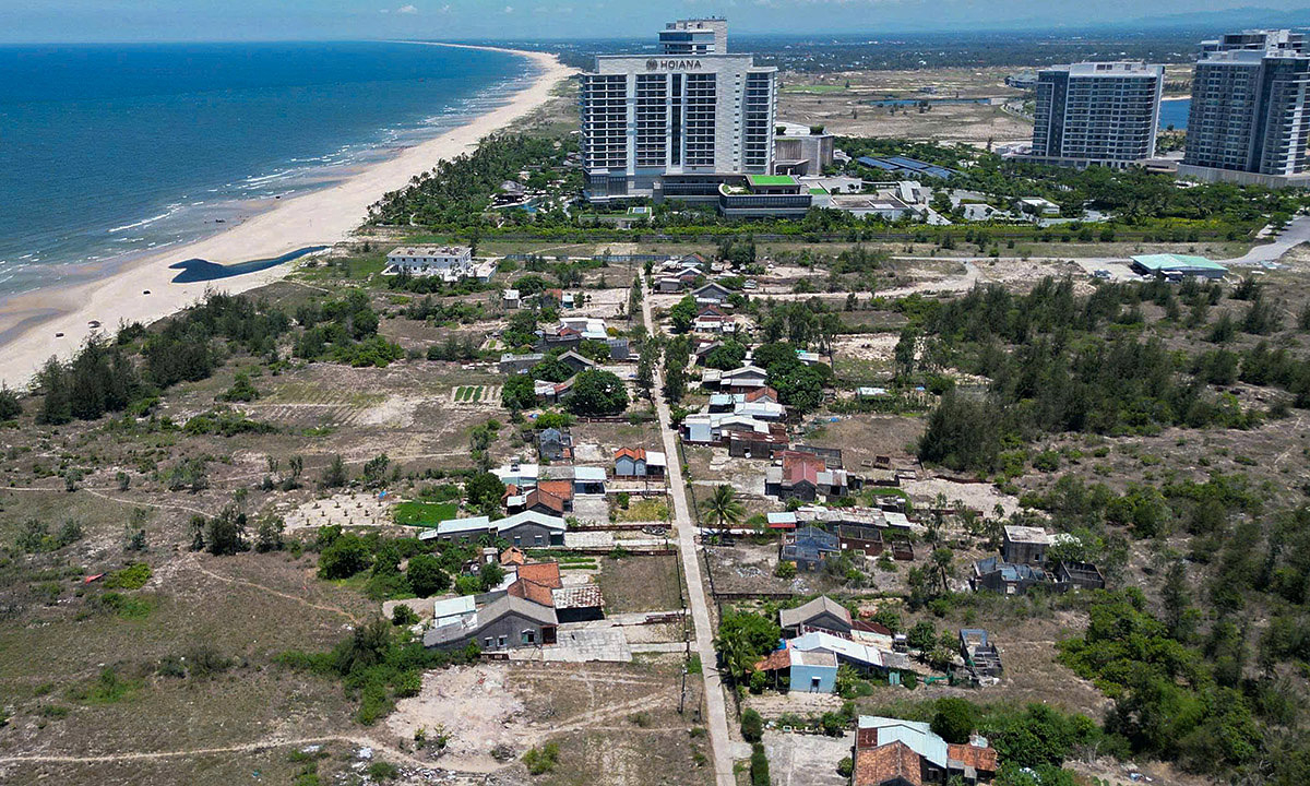 Loạt sai phạm bồi thường, tái định cư tại siêu dự án 4 tỷ USD Nam Hội An Loạt sai phạm bồi thường, tái định cư tại siêu dự án 4 tỷ USD Nam Hội An