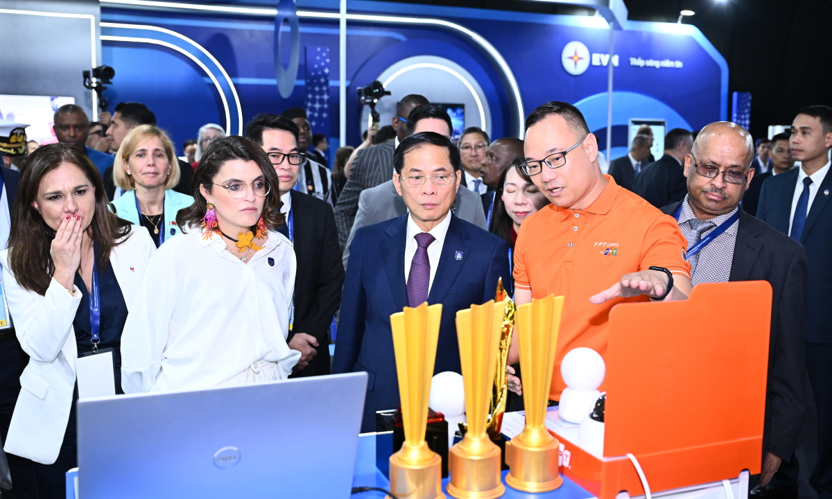 FPT giới thiệu giải pháp bảo mật AI tại Công ước Hà Nội