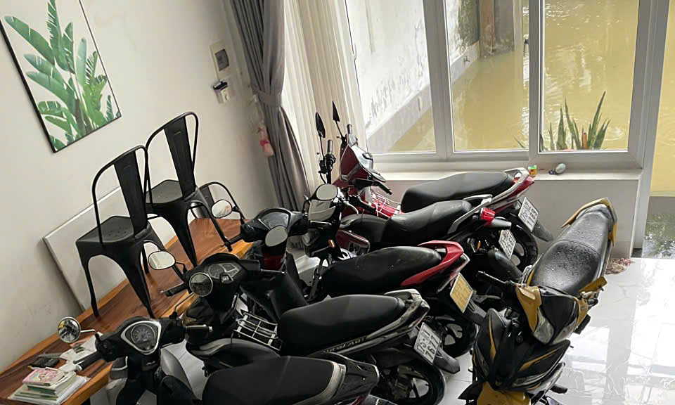 Quyết định xây nhà khác người giúp tôi thoát trận lụt kỷ lục ở Huế Quyết định xây nhà khác người giúp tôi thoát trận lụt kỷ lục ở Huế