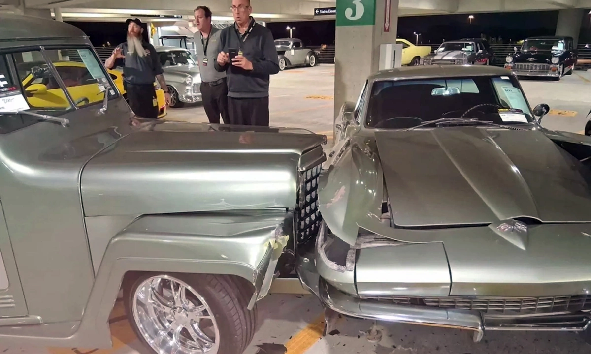 "Trượt Chân" ở Phiên Đấu Giá: Bài Học Đắt Giá về An Toàn Xe Cổ