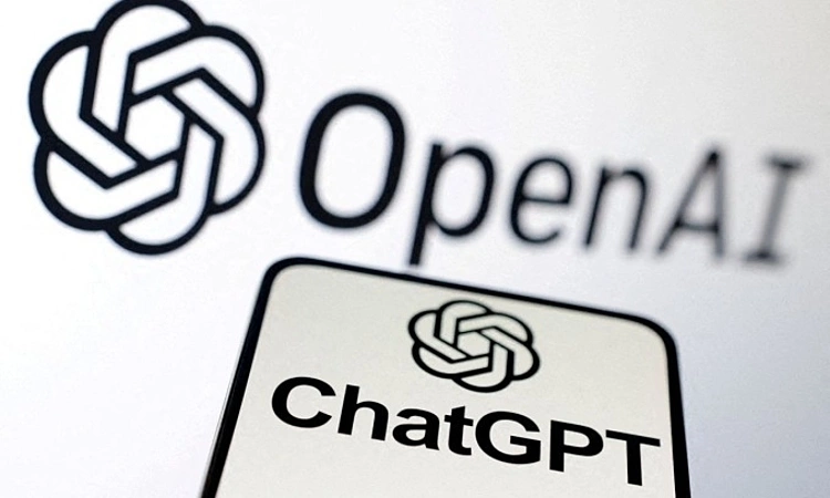 OpenAI ra GPT-5.2 sau khi bật "báo động đỏ"