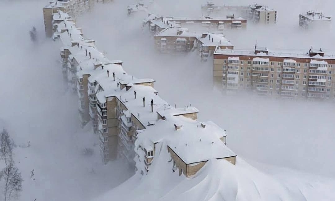 Gallery - Tuyết ngập tới nóc nhà chung cư ở Nga - Báo VnExpress