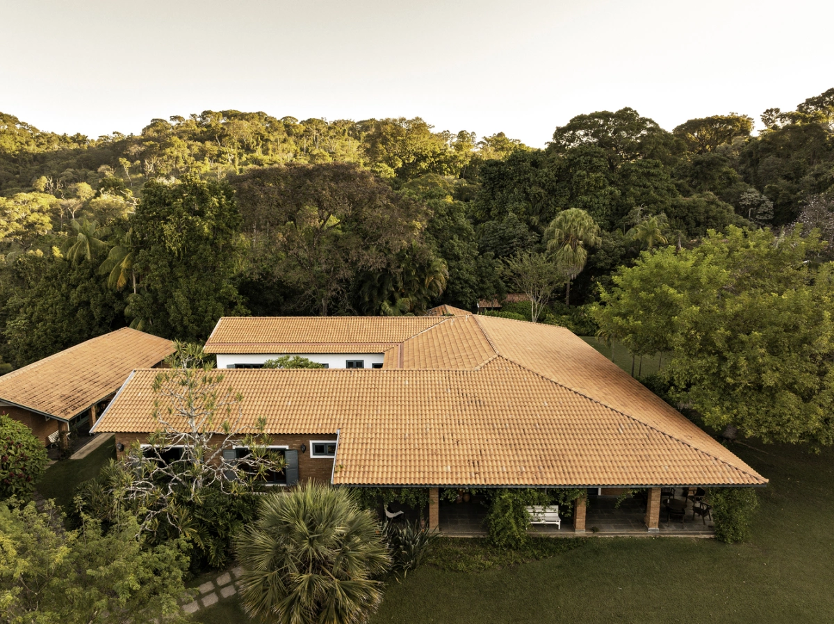 Biến nhà nông trại cũ 600 m2 thành nơi ở tiện nghi giữa đồi cây