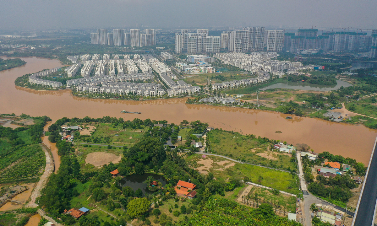 Nhiều nhà đầu tư dừng xuống tiền khi giá nhà, lãi suất tăng cao