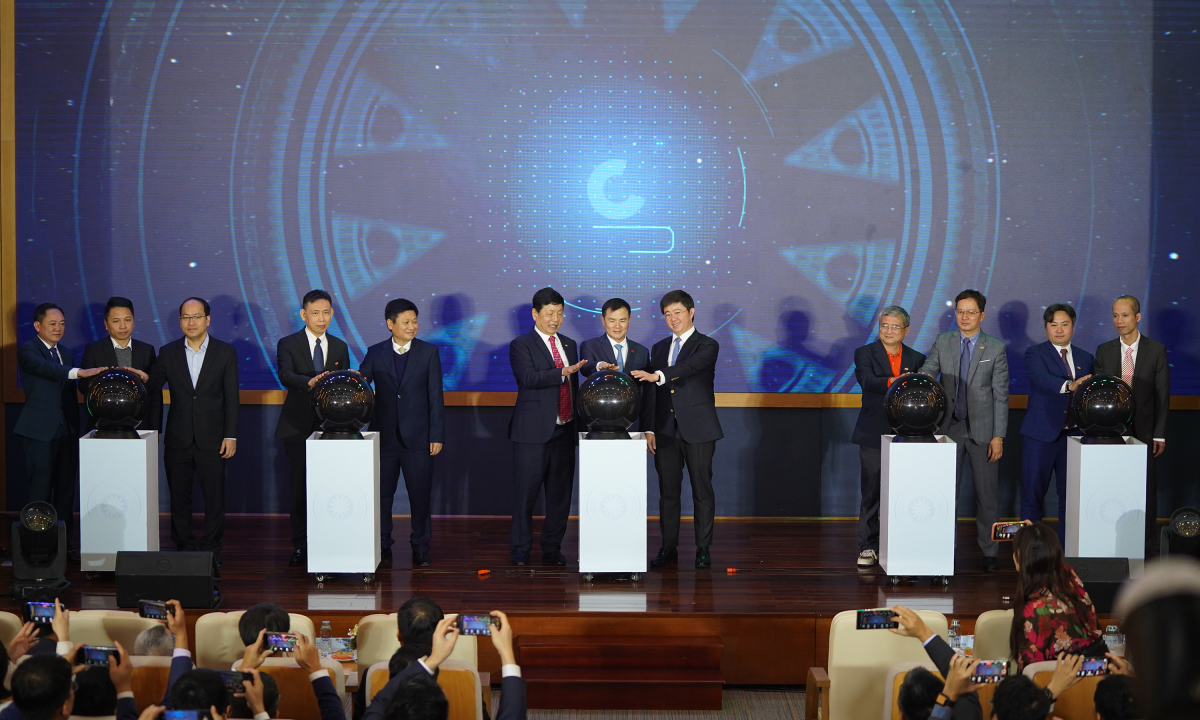 FPT thành lập nhà máy kiểm thử và đóng gói tiên tiến chip bán dẫn