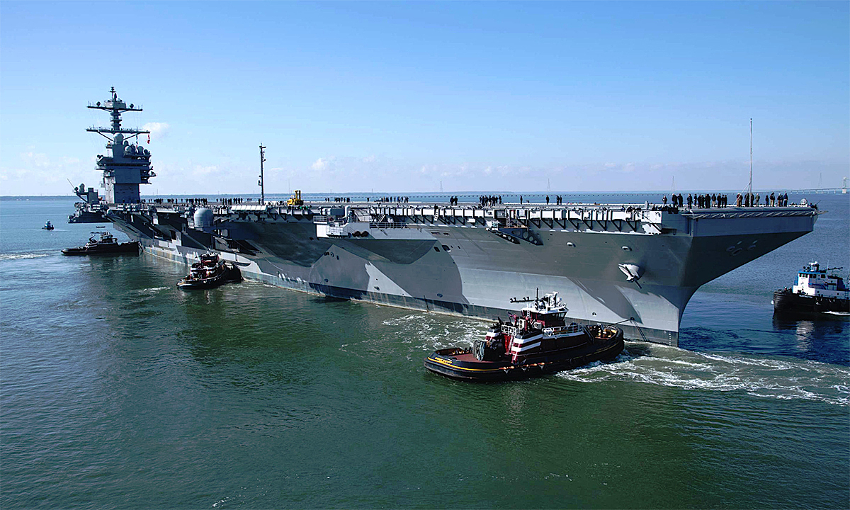 Siêu tàu sân bay Kennedy lần đầu ra biển