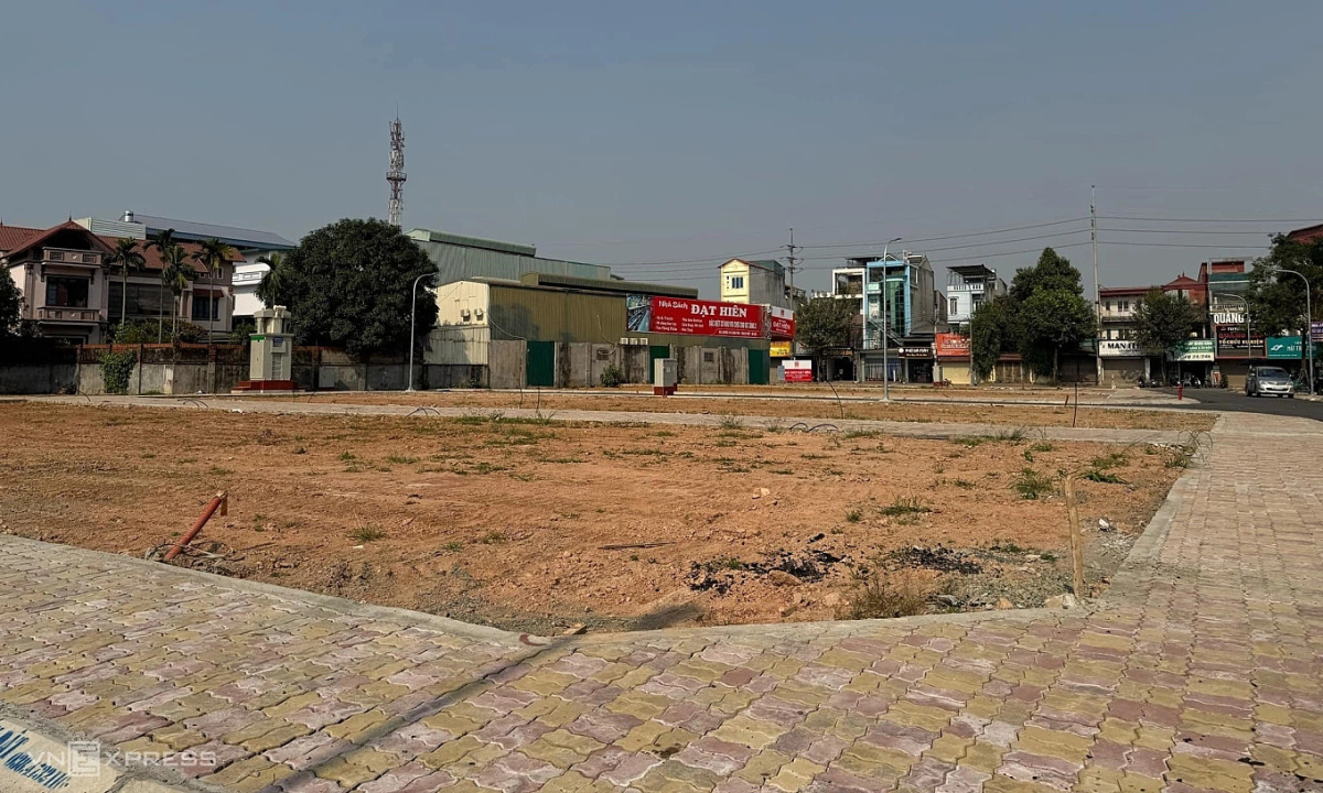 Kinh tế Xã hội Hạ tầng Bất động sản Du lịch Đất đấu giá vùng ven Hà Nội trúng cao nhất 164 triệu đồng một m2