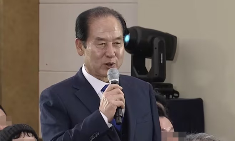 Chủ tịch huyện ở Hàn Quốc tiếp tục gây phẫn nộ vì chửi thề trước người dân