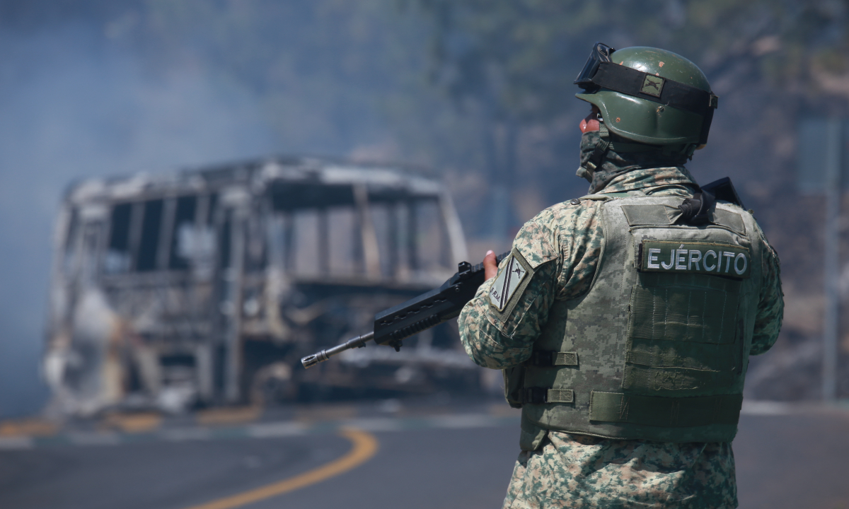 25 binh sĩ Mexico thiệt mạng khi băng đảng trả thù cho ông trùm