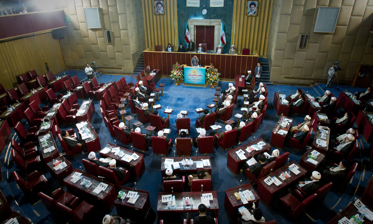 Iran bầu Lãnh tụ Tối cao mới thế nào