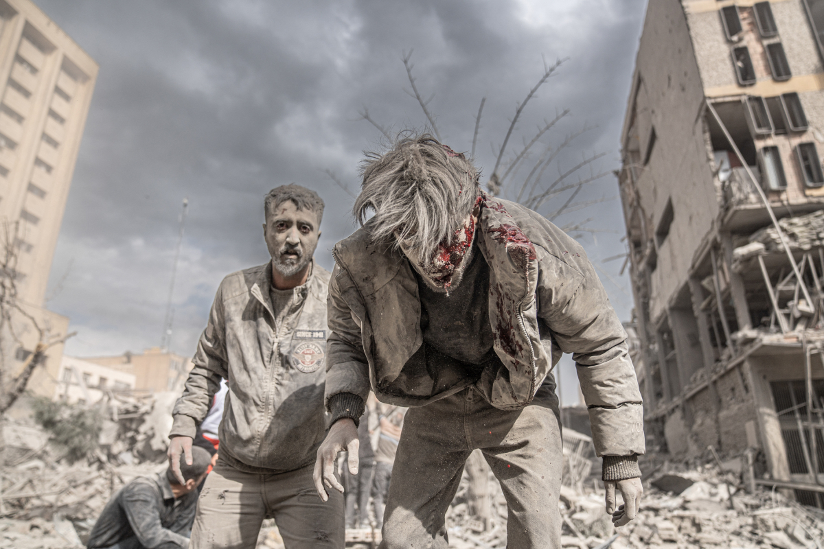 Cuộc sống ở Tehran dưới đòn không kích của Mỹ - Israel