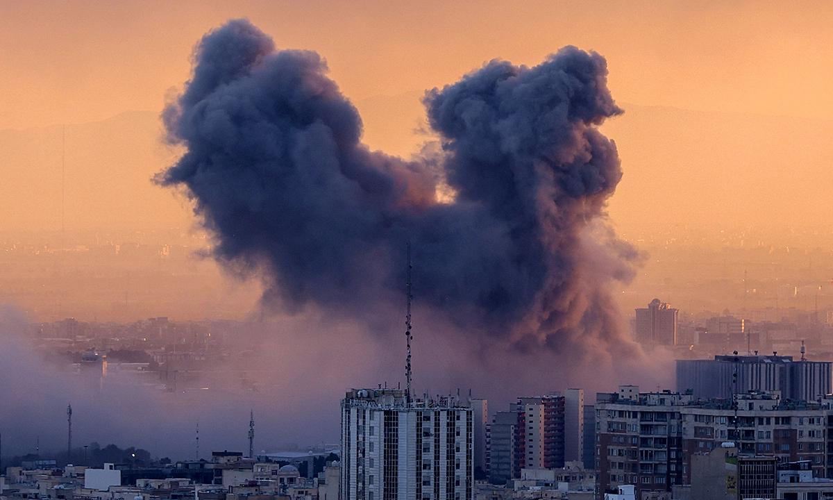 Mỹ nêu lý do cùng Israel không kích Iran