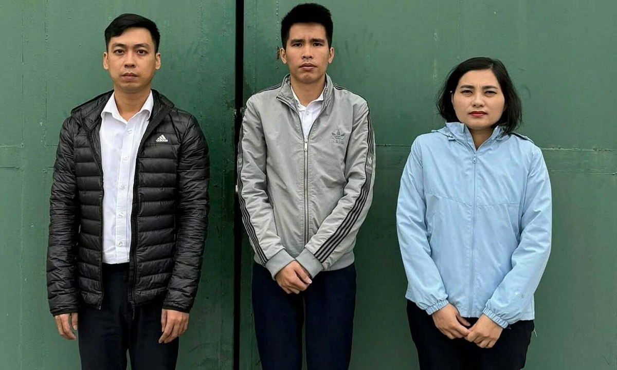 Ba cán bộ ngân hàng bị bắt vì làm giả hồ sơ, tiếp tay lừa đảo