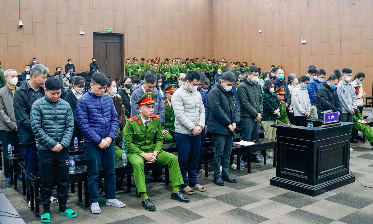 Vì sao có quan chức nhận tiền nhưng không bị cáo buộc nhận hối lộ?