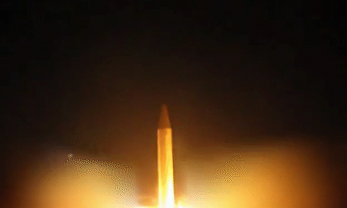 Iran tuyên bố phóng tên lửa xuyên qua 7 lớp phòng thủ của Israel