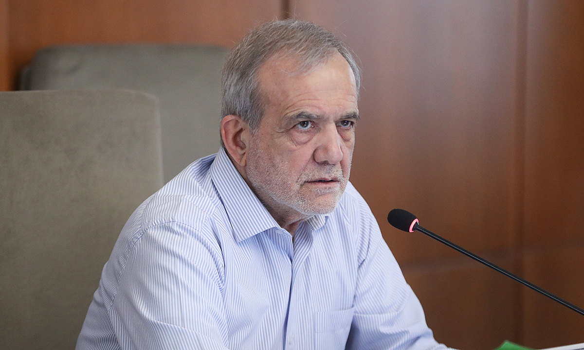 Iran quyết không đầu hàng Mỹ - Israel, xin lỗi các nước láng giềng