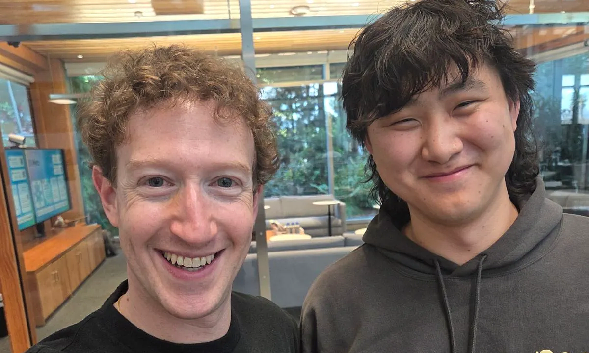 Mark Zuckerberg đăng ảnh chung sau nghi vấn bất hòa với Alexandr Wang