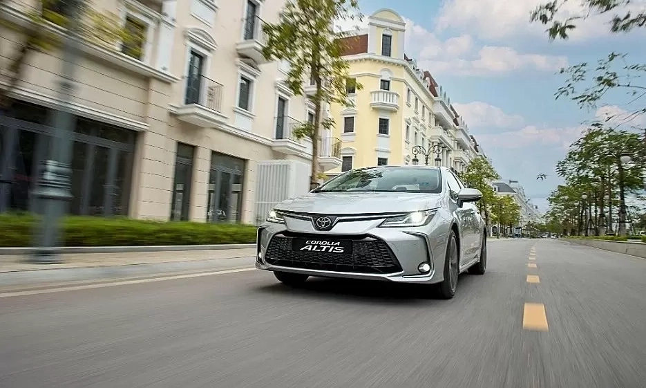 Sedan cỡ C chạm đáy doanh số trong tháng 2