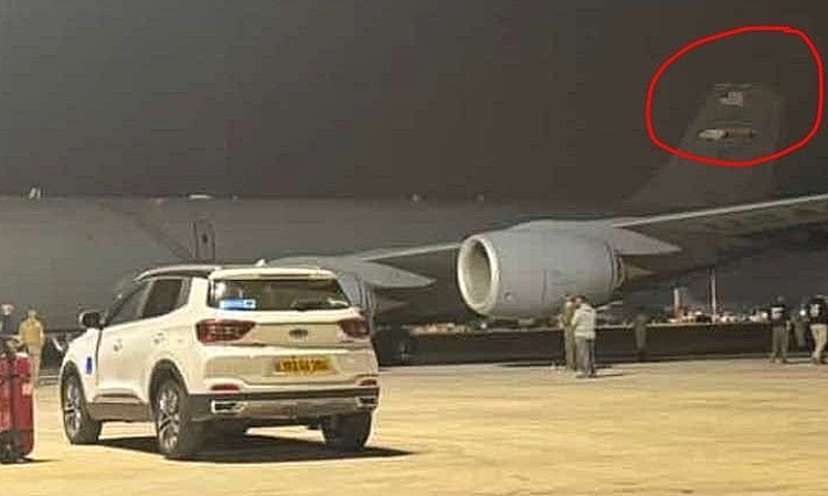 Xuất hiện ảnh 'máy bay tiếp dầu Mỹ gãy đuôi' sau tai nạn gần Iran