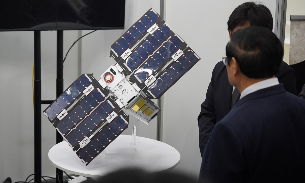 Thủ tướng: Xây dựng năng lực tự chủ công nghệ vệ tinh sau 2030