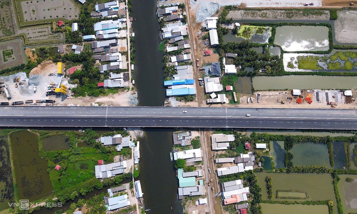 Cao tốc Hậu Giang - Cà Mau dự kiến dừng khai thác một tháng