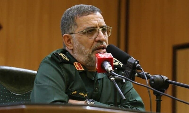 Iran thách ông Trump điều tàu chiến đi qua Eo biển Hormuz