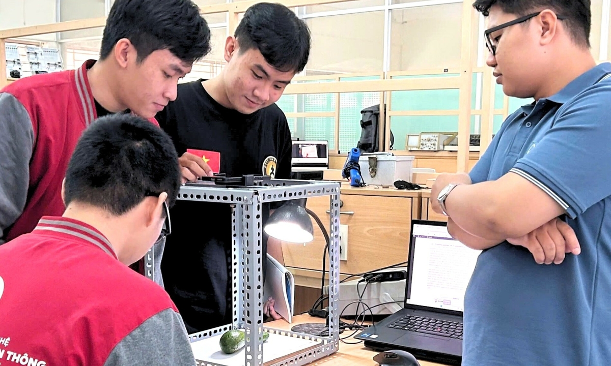 Hai trường công nghệ hợp tác ươm tạo 5-10 doanh nghiệp mỗi năm