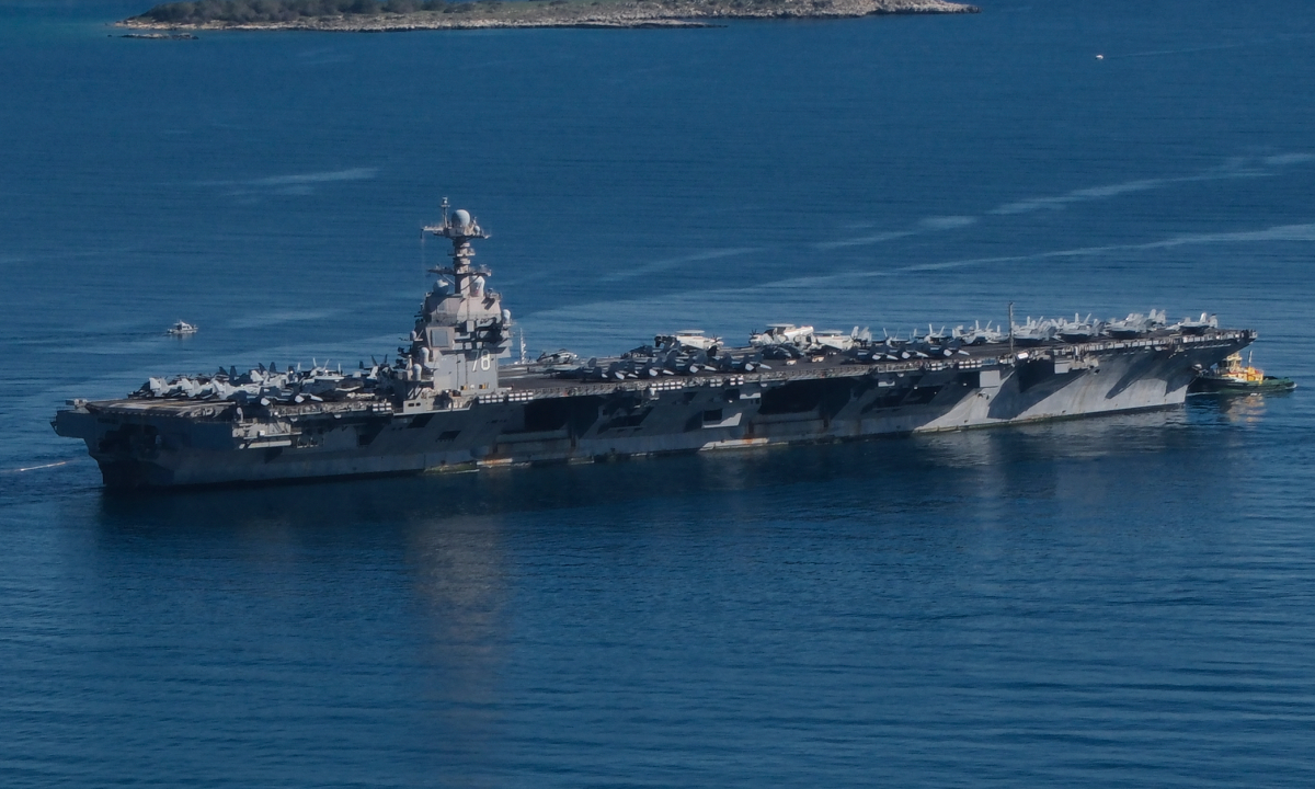 Siêu tàu sân bay Mỹ sắp 'rút về cảng' sau vụ hỏa hoạn gần Iran