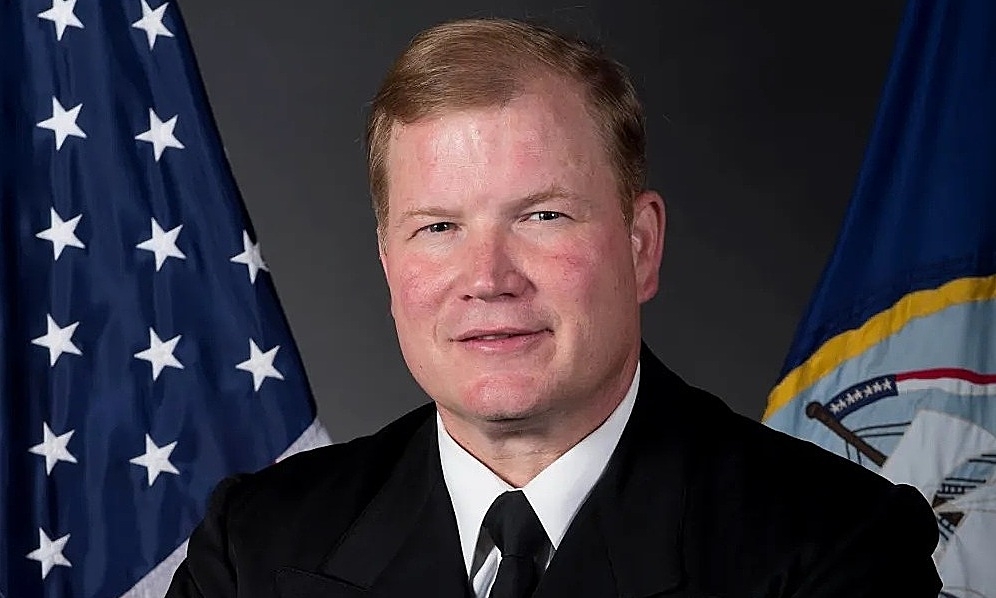 Chuẩn đô đốc Mỹ nêu kế hoạch 4 bước để mở cửa eo biển Hormuz