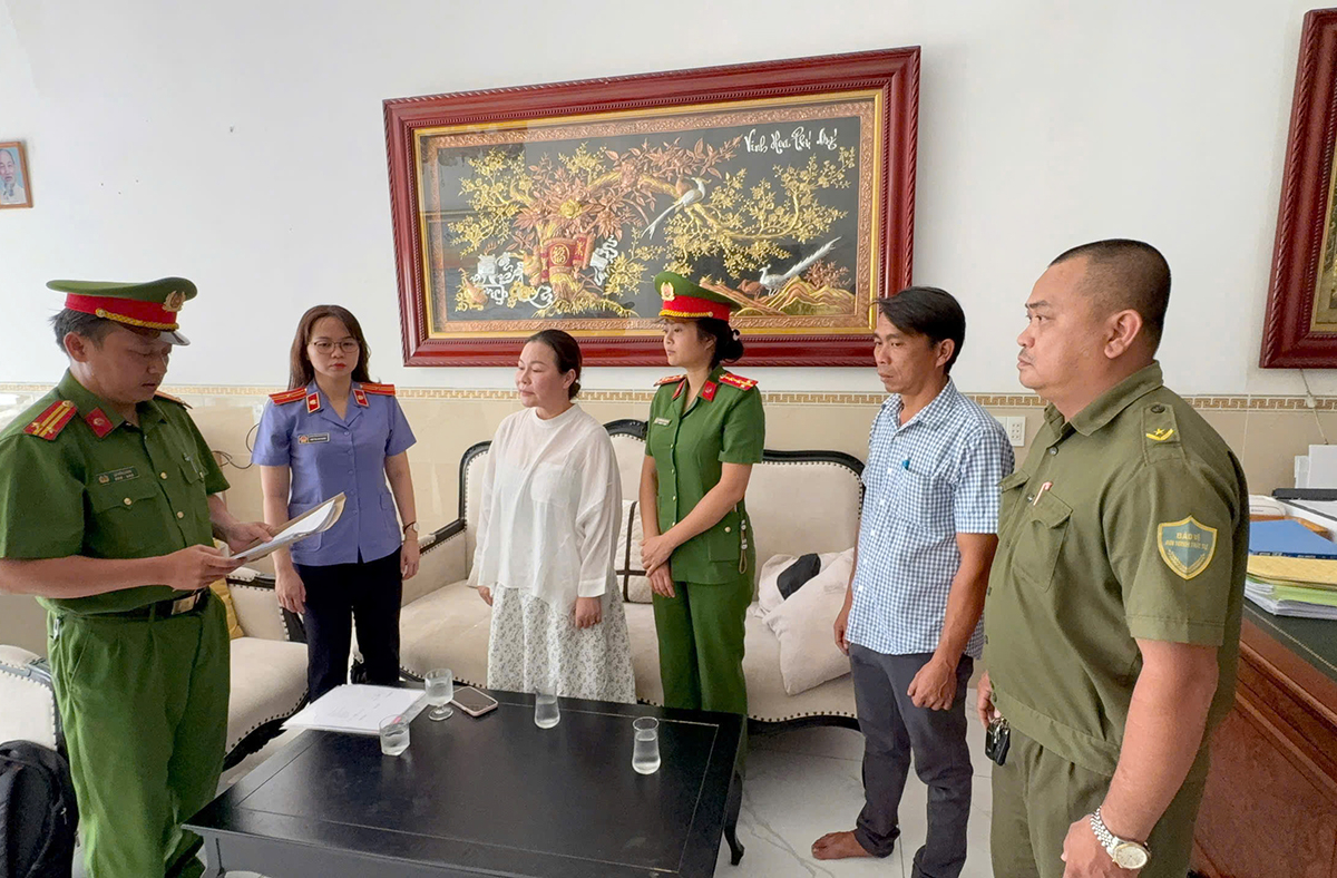 Bà Nguyễn Ngọc Tiền bị cáo buộc lừa đảo tại dự án biệt thự cao cấp