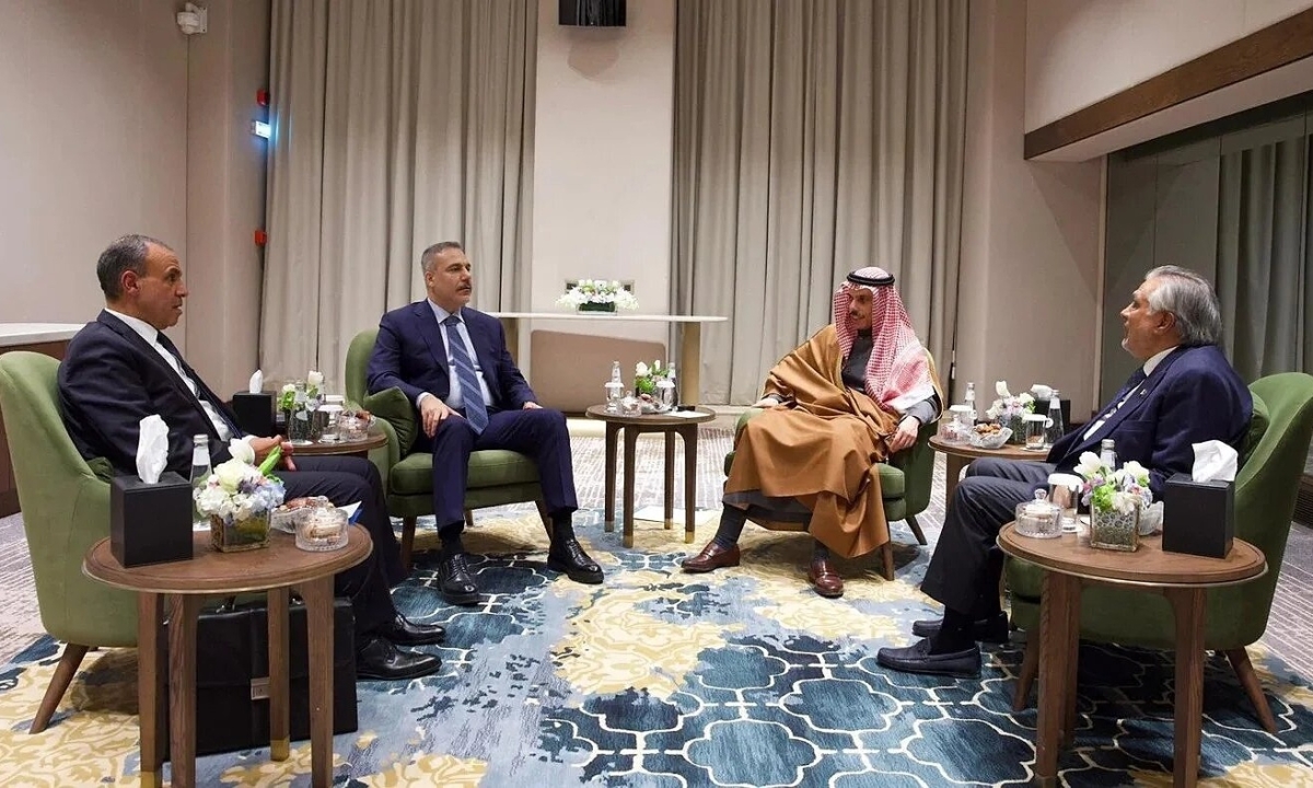 Lợi thế giúp Pakistan có thể kết nối Mỹ - Iran giữa xung đột